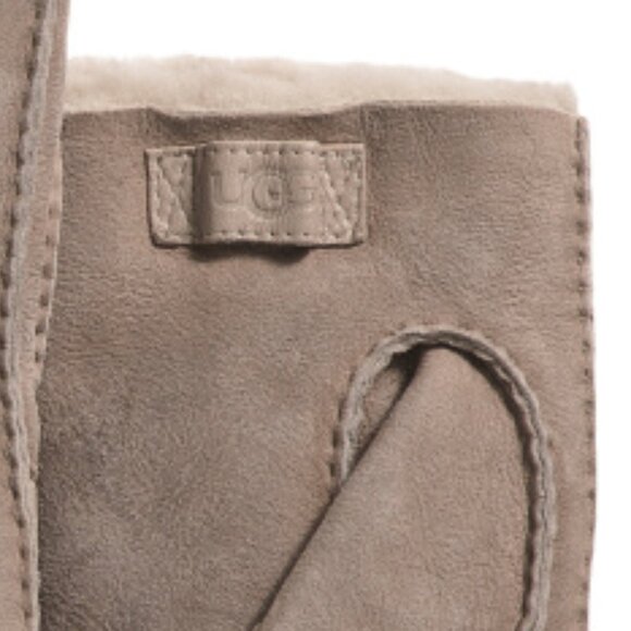 NEW UGG Men's Contrast Sheepskin Leather Tech Gloves Putty 569mn - Picture 3 of 3